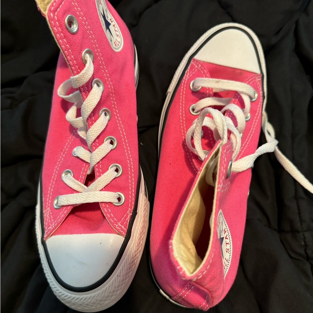 High top pink converse